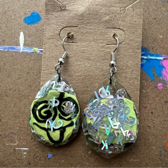 Silly Smiley Face Earrings - Picture 2 of 9